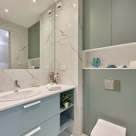 Golden Hour Apartments- Greeneri 310 سفينويتشي